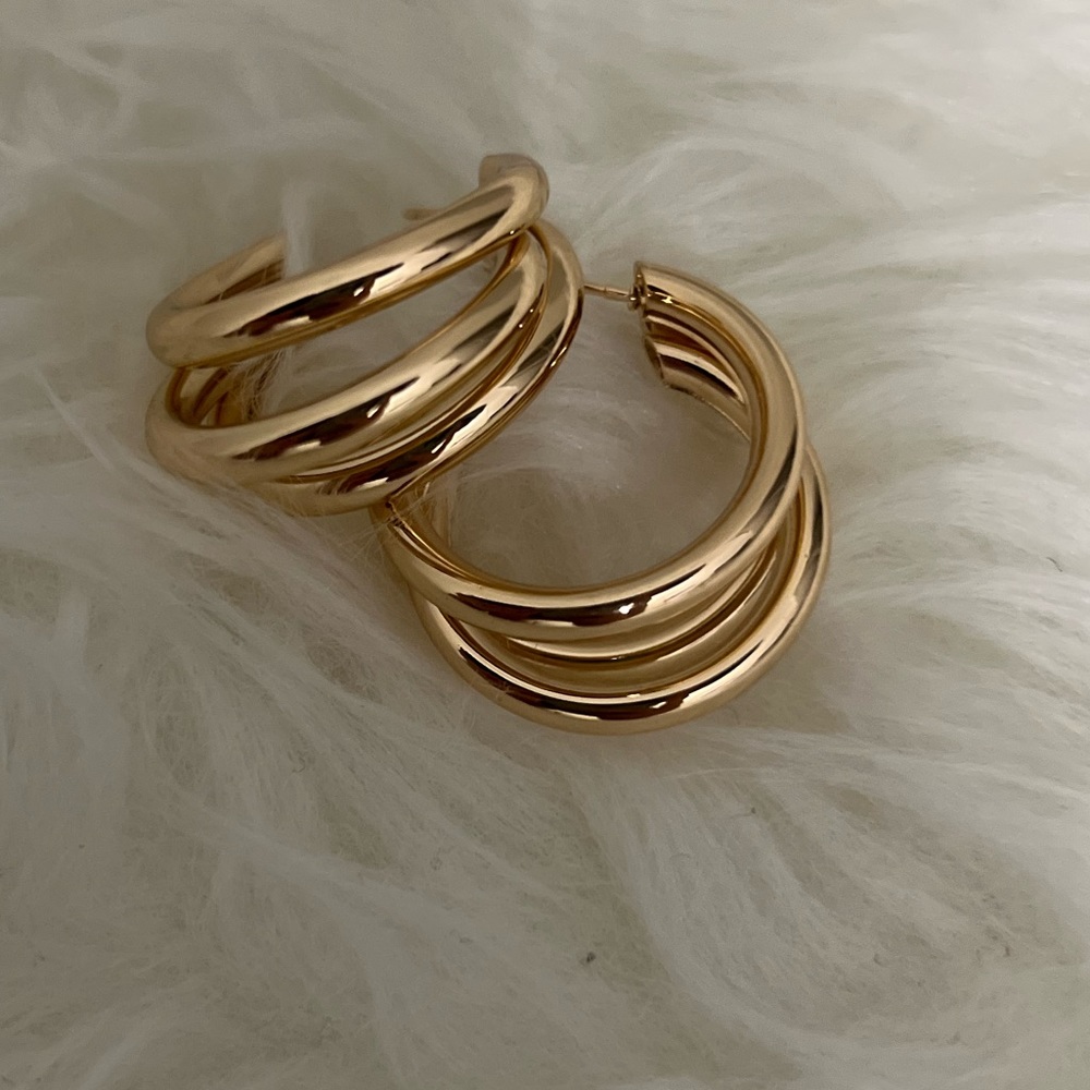 Gold Open Hoop Earrings - Picture 4 of 4